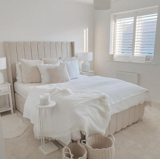 Cadre de lit Tokyo beige blanc cassé Velours