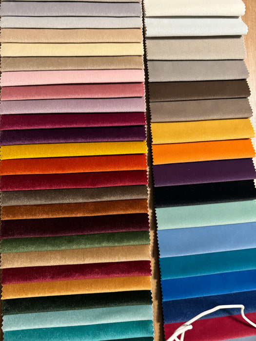 Lit coffre sur mesure Aya coloris personnalisable H245 cm - Sur pieds