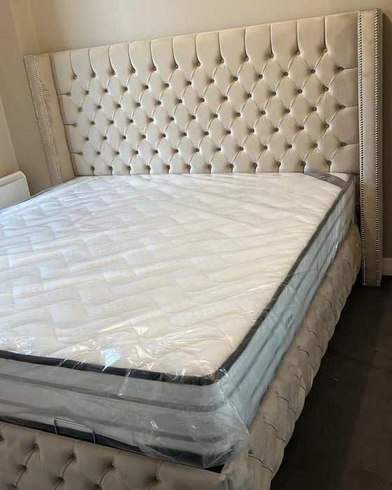 Lit coffre Clouté beige Velours