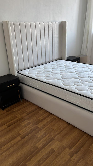 Cadre de lit Tokyo beige blanc cassé Velours